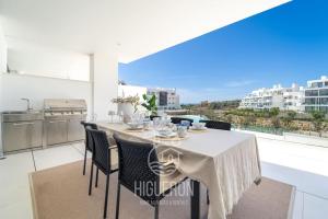 HigueronRentals Mikero