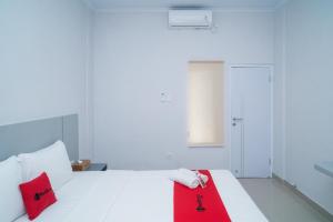 RedDoorz @ Jalan Gunung Talang Mahendradatta