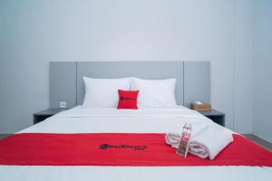 RedDoorz @ Jalan Gunung Talang Mahendradatta