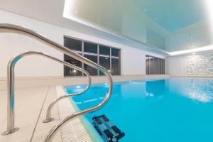 Waterlane Apartment SPA&Wellness, Pool by Renters