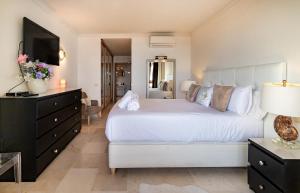 Mar de Alborán Center sea view