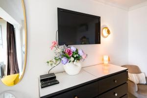 Mar de Alborán Center sea view