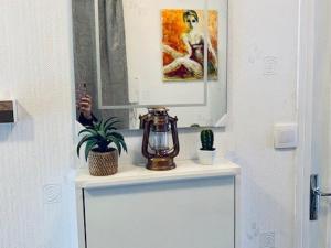Charmant F2 avec terrasse, parking, et WiFi - à 600m des thermes dAmélie-les-Bains - FR-1-703-129