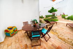 Yin Studio By ALGARTUR