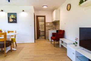 Apartmani Vajati Gradac