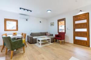 Apartmani Vajati Gradac