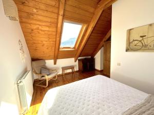 Dúplex amb vistes fantàstiques al centre dEsterri dÀneu by RURAL DÀNEU
