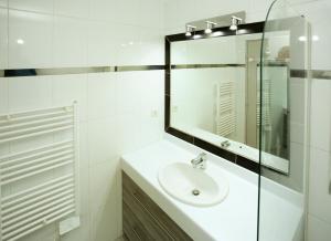 2 Room Terraced Apartment Cannes Centre