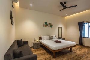Shore House 6BR Alibaug Pureveg