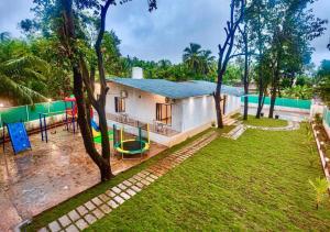 Shore House 6BR Alibaug Pureveg
