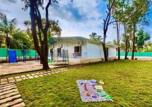 Shore House 6BR Alibaug Pureveg