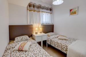 Two bedroom apartment near the ocean