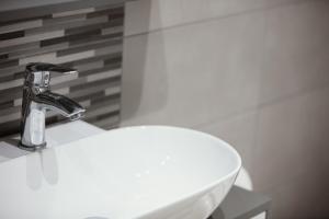 Green View Studios & Apartments