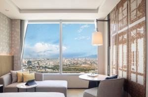 Phòng Deluxe Với Quyền Sử Dụng Phòng Chờ (Deluxe with Lounge Access)