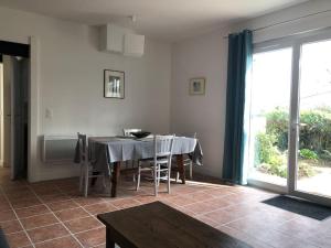 Maisons de vacances Gabae, Gite 3 personnes, jardin et piscine : photos des chambres