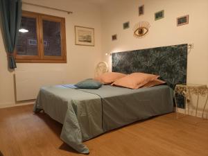 B&B / Chambres d'hotes La Vie du Bief : Chambre Double