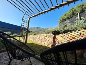 Stylish Garden Retreat