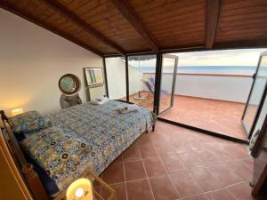 Triple Room with Terrace