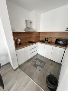 Lubata 5 Apartments