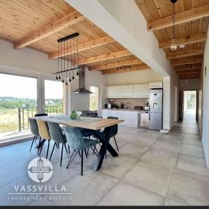 Vass Villa Vendégház és Pincészet Felsőörs