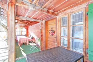 Cosy Traditional Swiss Chalet