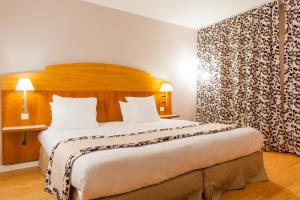 Hotels HOTEL C SUITES chambres spacieuses : photos des chambres