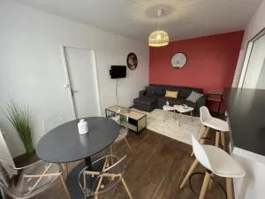 Tegmen, Joli appartement au calme - Cormelles