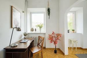 Kredytowa and Mazowiecka street Super Quiet Private Apartment in Center