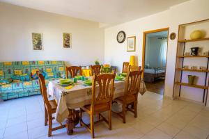 Appartements La Caletta Corsa Apartments con due camere a 100 m dal mare - WiFi fibra FTTH - ALL INCLUSIVE : photos des chambres