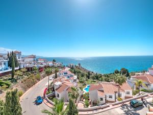 Amazing villa with magical view and pool in Nerja