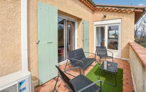 Maisons de vacances Stunning Home In Mirabel-aux-baronnies With Outdoor Swimming Pool, Wifi And Private Swimming Pool : photos des chambres