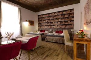 Family Room room in Spagna Ave