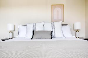 Foster City 2BR w Gym Pool WD nr highways SFO-567