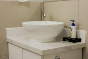 Serenity Suites: Your tranquil gateway!