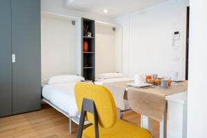 Twelve12 - Università & Stazione Aparment