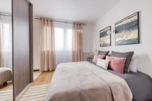 Le versaillais Gare/Château/Wifi/Netflix - 莱洛吉斯朱奥萨斯