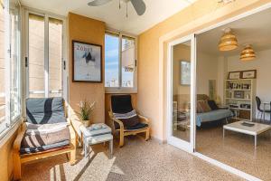 Apartamento con piscina y parking - Playa San Juan