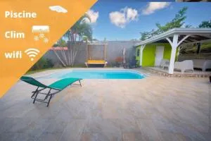 Villa La verdée, design, piscine, proche commerces - Sans Pareil