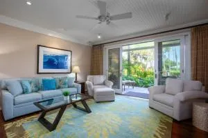 Glorious Beachfront high end Villa - Waialee