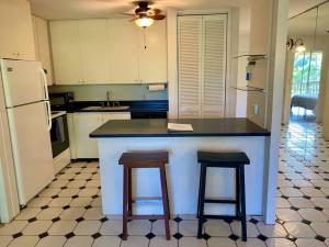 Relaxing Turtle Bay townhome near the beach