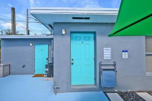 Enjoy and relax around Fort Lauderdale area!!