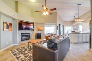 Lovely Phoenix Vacation Rental with Private Pool!