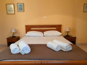 Rea House Razata 1