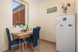 Apartment Barbara, sea view with terrace near Opatija