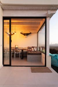 Villa Calderón Hondo. Top design , views and pool Lajares-Corralejo