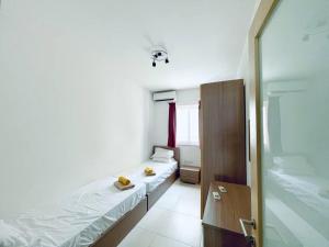 Stylish Modern Central Apartment 4 Paceville