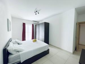 Stylish Modern Central Apartment 4 Paceville