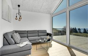 Cozy Home In Ebeltoft