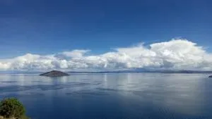 MOON NIGHT Amantani Lodge - Льячон