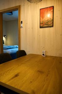 Cosy 1-bedroom apartment with free parking